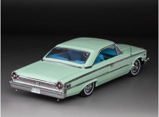 Ford Galaxie 500/XL Hardtop 1963 – Glacier Blue SunStar Metallmodell 1:18